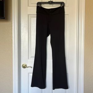H&M Divided black dress pants. Size Medium.